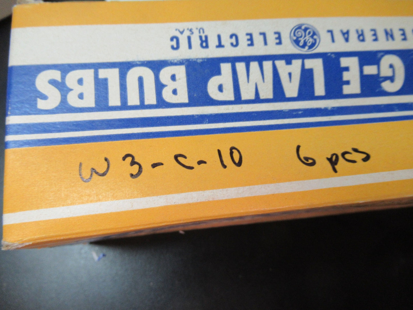 LAMP BULB GE LOT 6 PIECES 6S6-M 6W 120V AS PICTURED W3-C-10