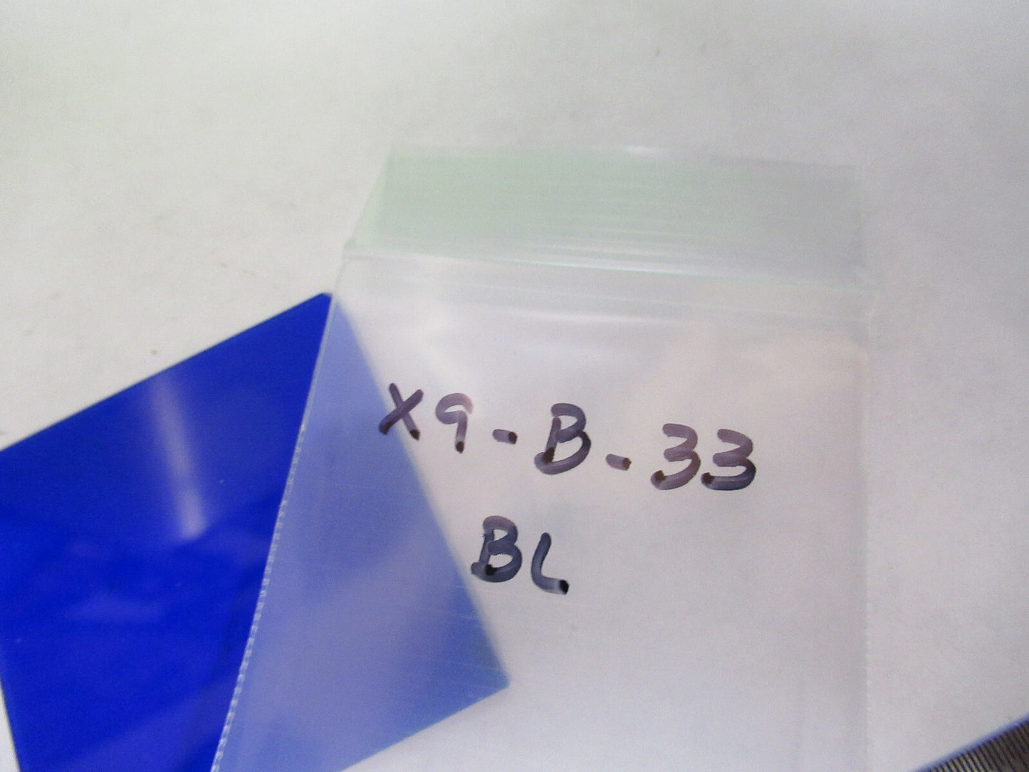 BAUSCH LOMB BLUE GLASS FILTER for LAMP MICROSCOPE PART AS PICTURED X9-B-33