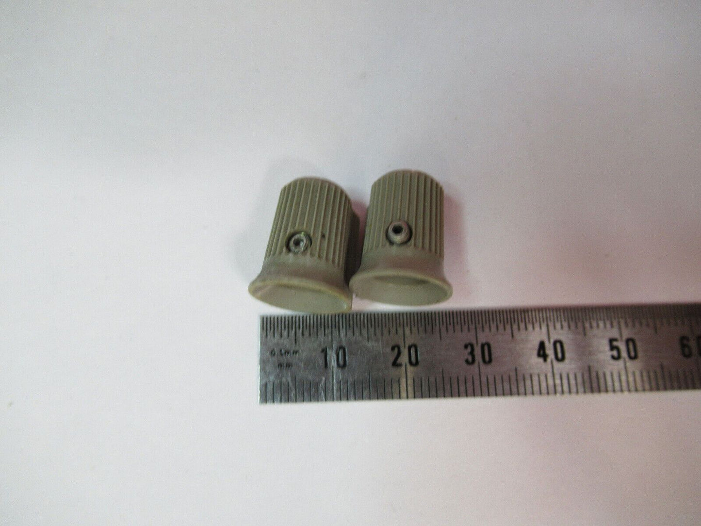 HP HEWLETT PACKARD SET OF PLASTIC KNOBS INSTRUMENT AS PICTURED Y6-B-12