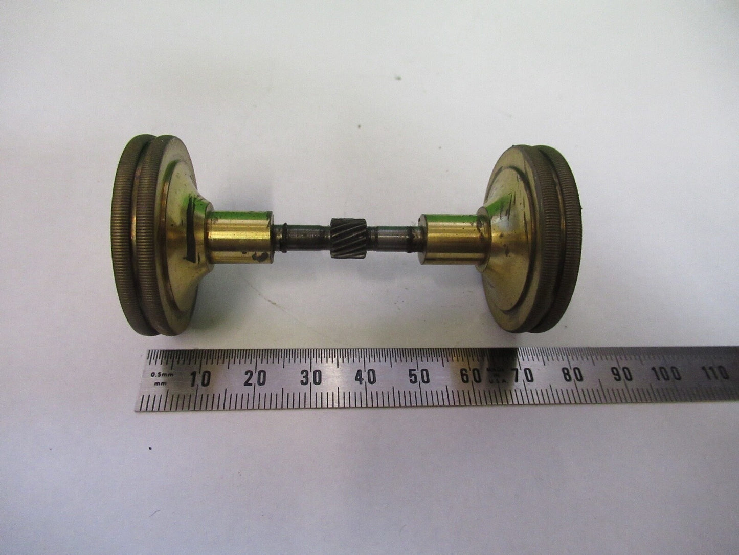 ANTIQUE BAUSCH LOMB BRASS SET OF KNOBS FRAME MICROSCOPE PART AS PICTURED G5-A-49