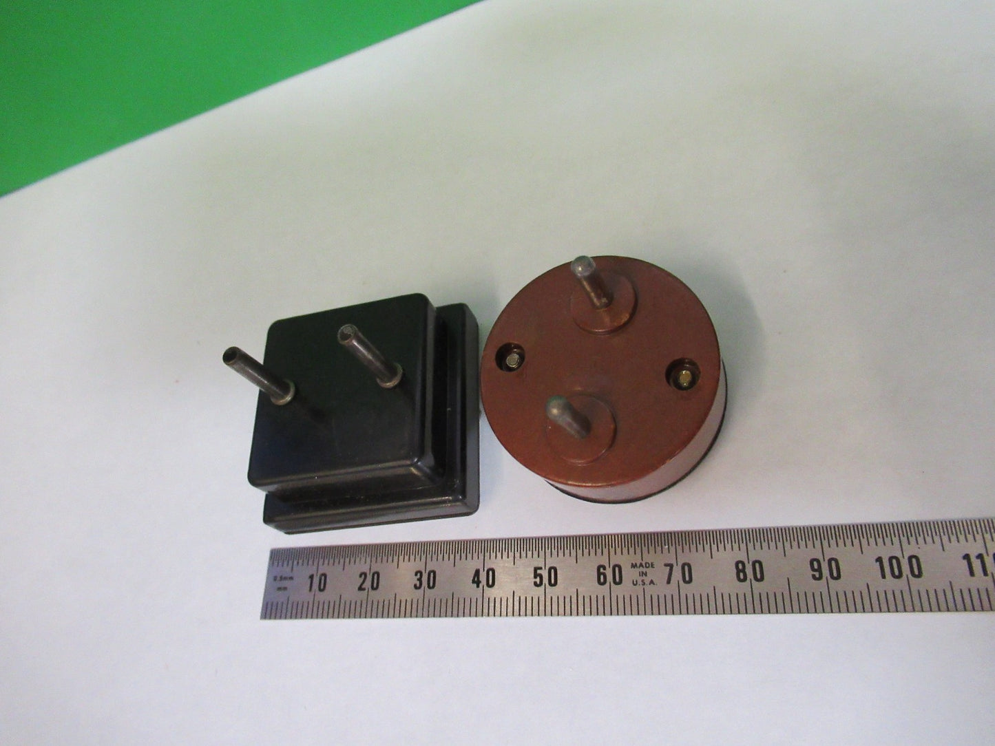 ANTIQUE HIPOWER XTAL QUARTZ CRYSTAL FREQUENCY CONTROL RADIO AS PICTURED T6-B-39