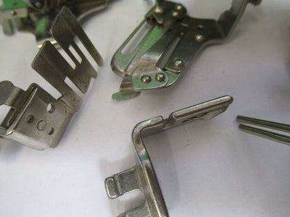 OLD SINGER SEWING ACCESSORY MACHINE  STITCH ATTACHMENT ASSEMBLY &H2-A-20