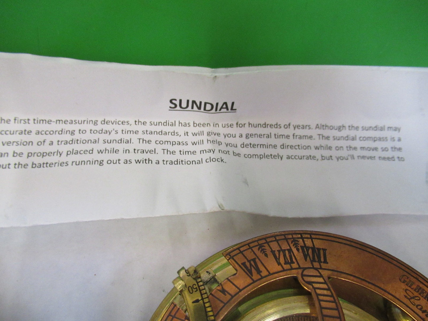 COLLECTABLE SUNDIAL GILBERT LONDON LEATHER CASE AS PICTURED T3-C-19