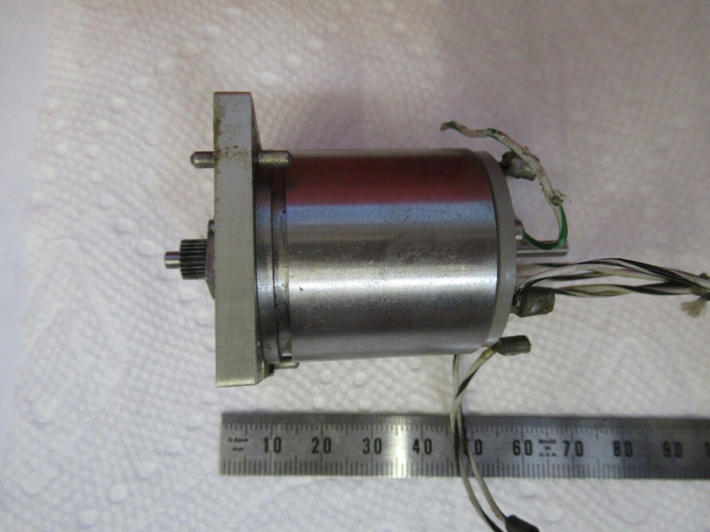 TACHOMETER 400Hz 15SM901  MOTOR AIRCRAFT PART  AS PICTURED &8Z-A-67