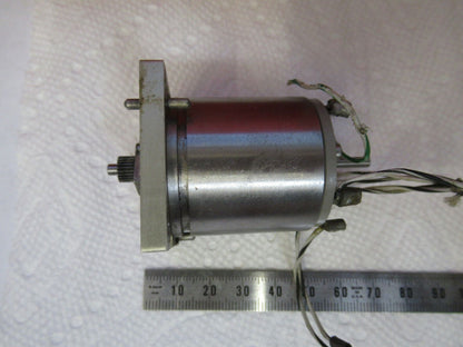 TACHOMETER 400Hz 15SM901  MOTOR AIRCRAFT PART  AS PICTURED &8Z-A-67