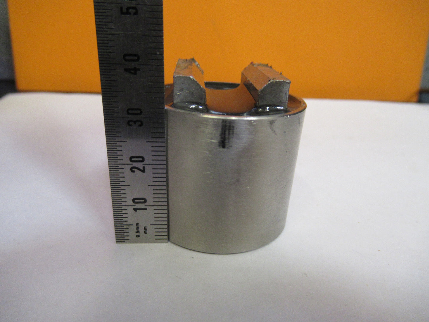 DYTRAN  6187 MAGNET 2-POLE for holding ACCELEROMETER MOUNT AS PICTURED  47-FD-02