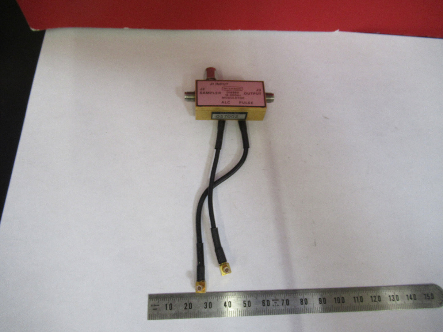 WILTRON D-19980 MODULATOR MICROWAVE RF FREQUENCY 20 GHz AS PICTURED T7-A-48