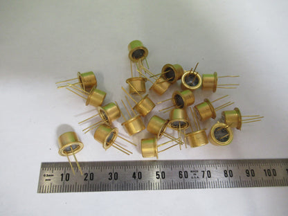 KVG SPACE SWEPT MHz RESONATOR QUARTZ FREQUENCY CONTROL AS PICTURED T5-A-104