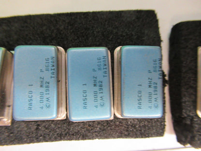 LOT Rasco 4 MHz TAIWAN  OSCILLATOR QUARTZ FREQUENCY CONTROL AS PICTURED T5-A-112