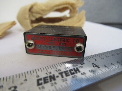 BLILEY ELECTRIC QUARTZ CRYSTAL LOT 2 EA FREQUENCY CONTROL AS PICTURED &W2-B-45
