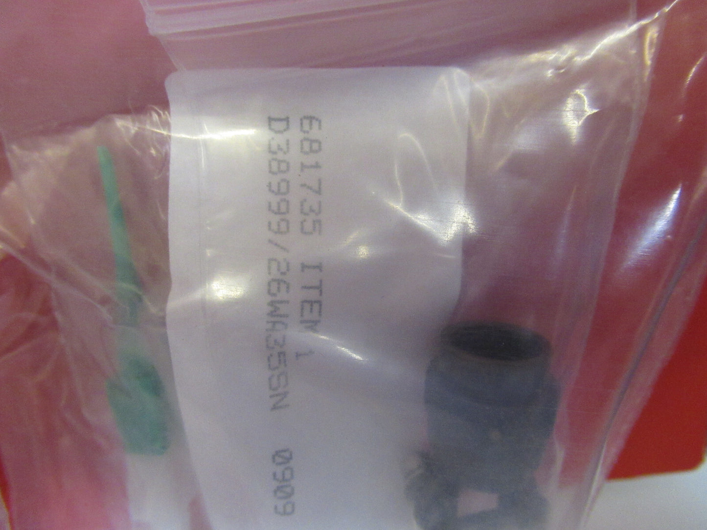 LOT 5 PCS  CONNECTOR MIL SPEC D38999/26WA35SN AS PICTURED T1-A-32