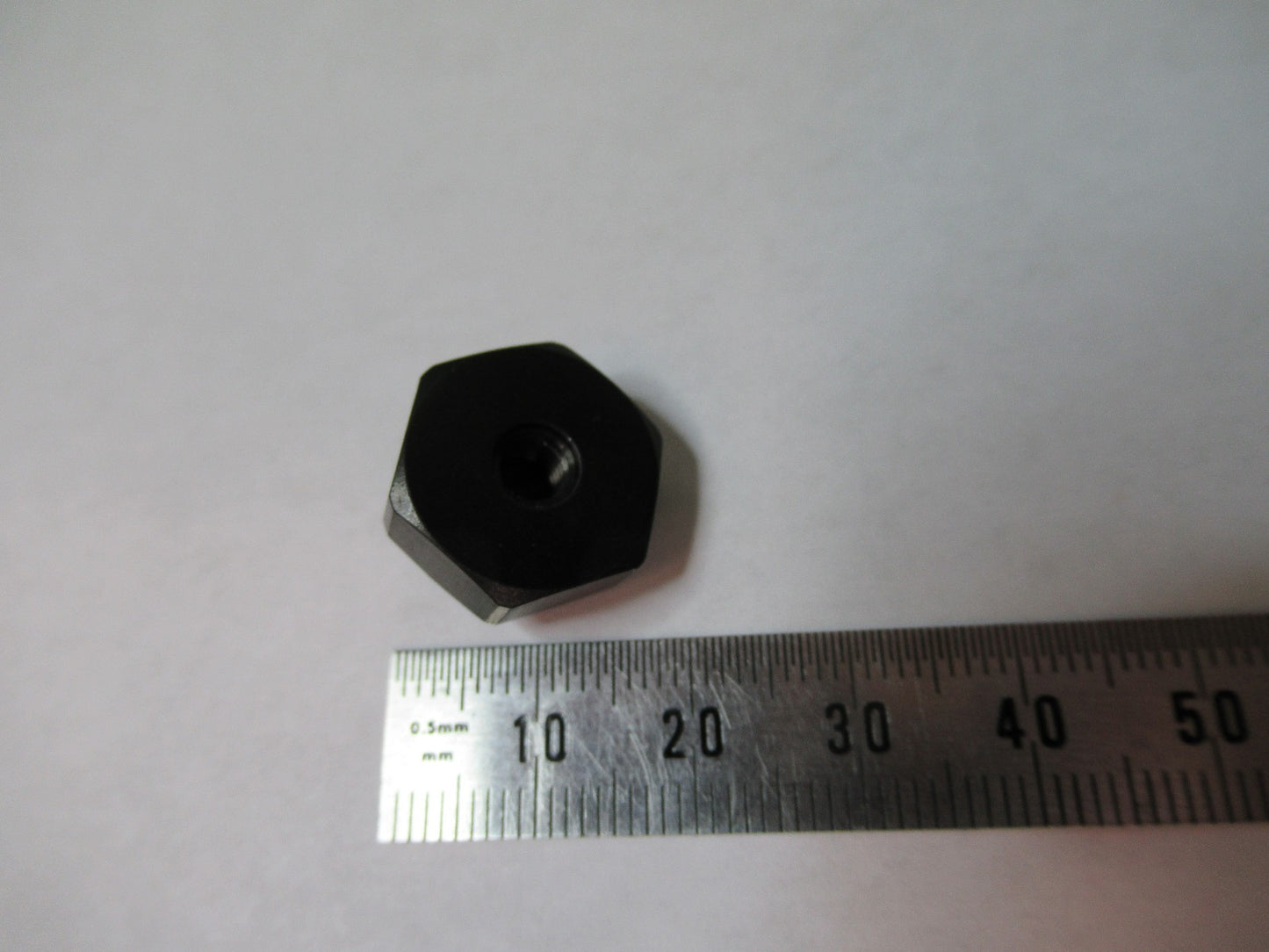 PCB PIEZOTRONICS ENDEVCO ACCESSORY ISOLATION MOUNTING BASE 10-32 to 6-32 U8-A-90