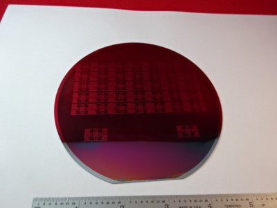 COLLECTABLE SEMICONDUCTOR WAFER SILICON WITH COMPONENTS NICE AS IS #83-A-25
