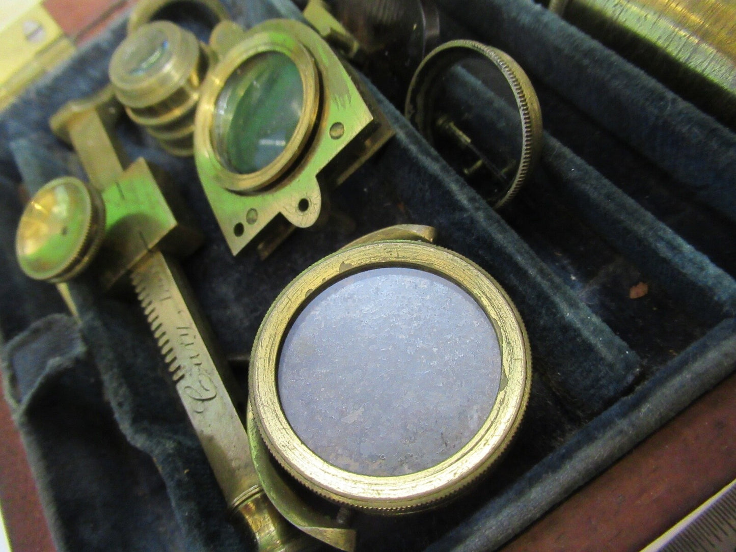 ANTIQUE BRASS RARE CARY GOULD MICROSCOPE with ACCESSORIES AS PICTURED 18-FT-4