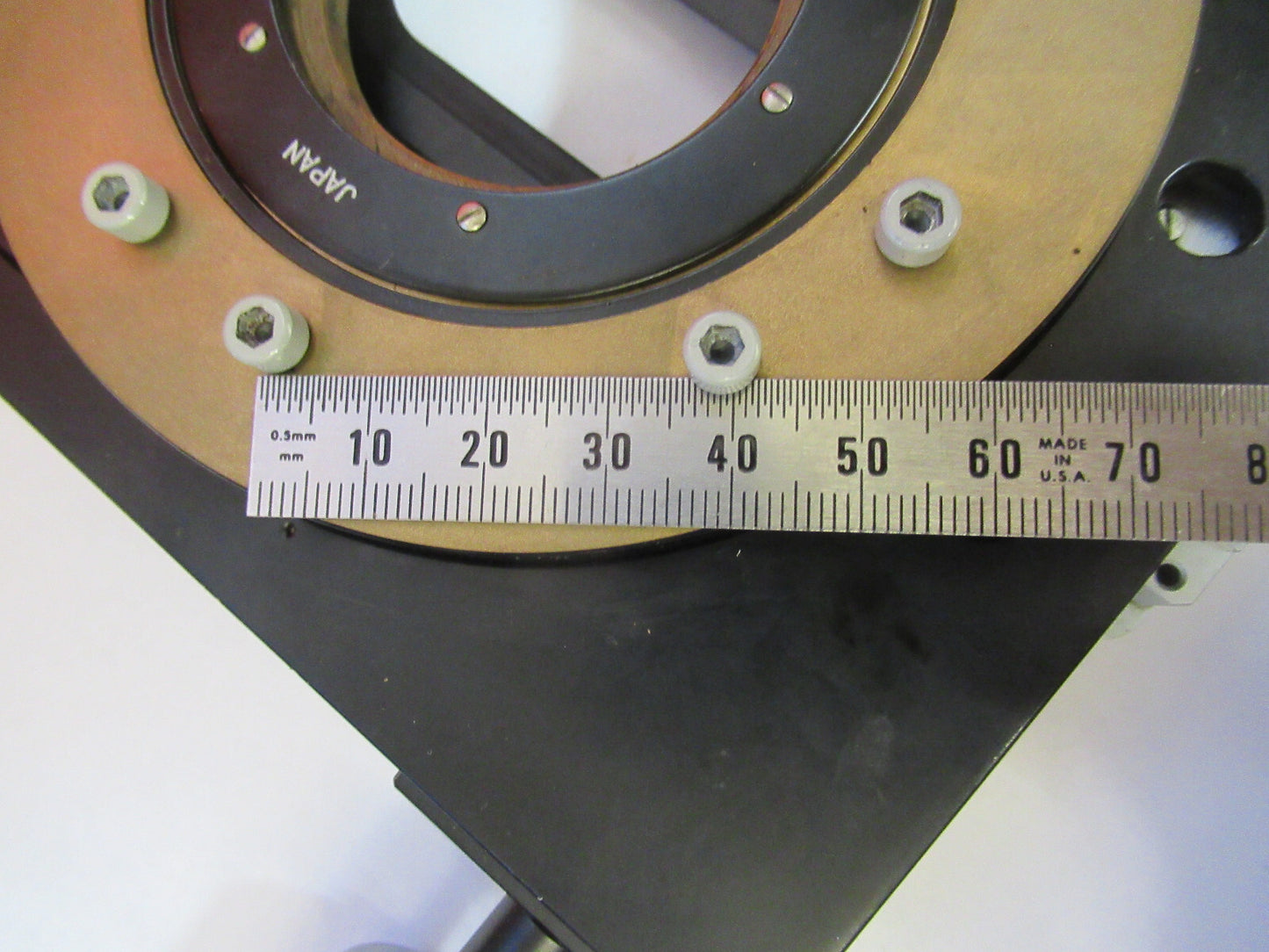 Tiyoda Japan Pol Stage Xy Table Rotable Microscope Part