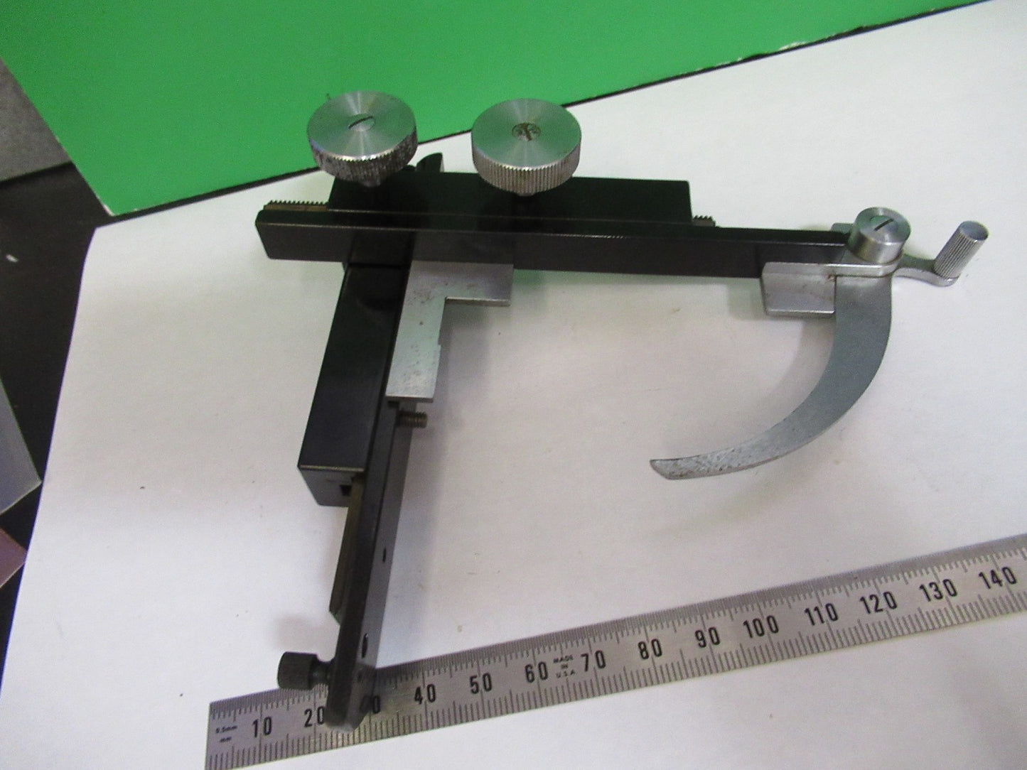 BAUSCH LOMB ANTIQUE XY CLIPS ASSEMBLY MICROSCOPE PART AS PICTURED Y4-FT-82