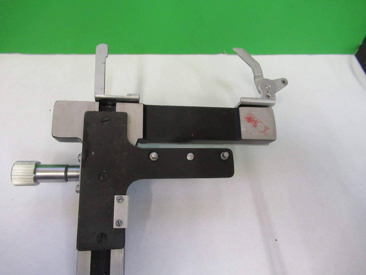 JAPAN ASSEMBLY XY STAGE TABLE MICROSCOPE PART AS PICTURED &G5-A-68