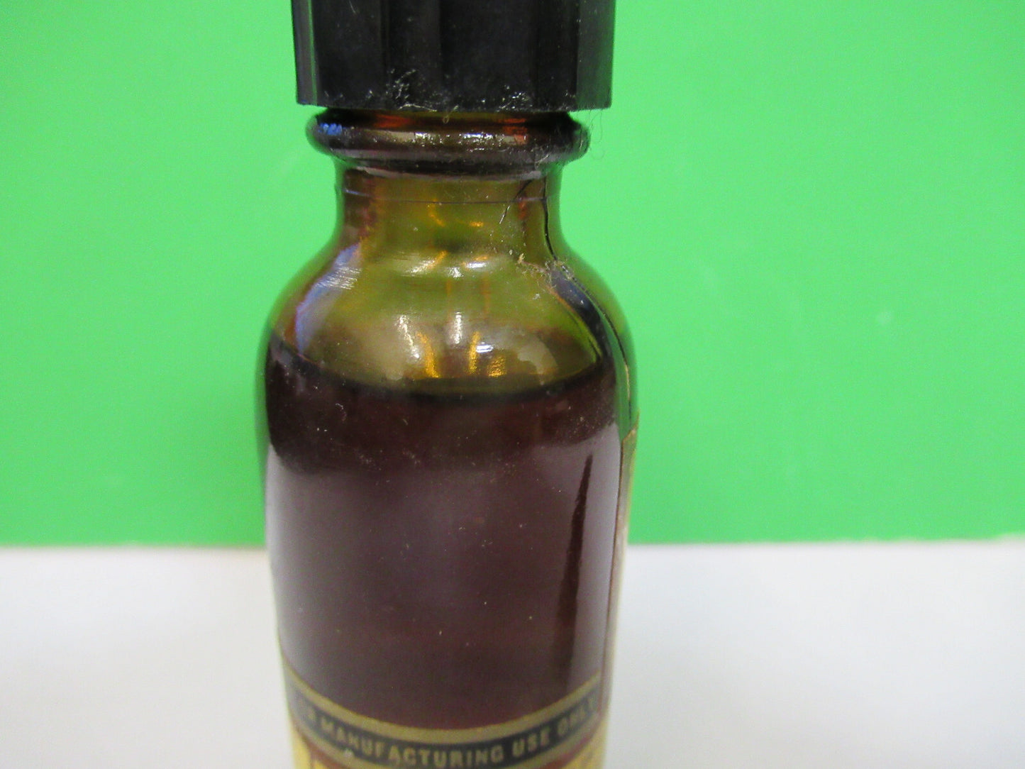 CEDARWOOD HARTMAN LEDD IMMERSION OIL BOTTLE MICROSCOPE PART AS PICTURED &S2-C-97