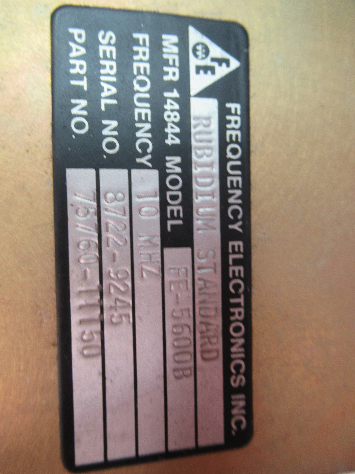 RUBIDIUM ATOMIC CLOCK FE5600B FREQUENCY STANDARD FEI 10 MHz AS PICTURED 6V-FT-79