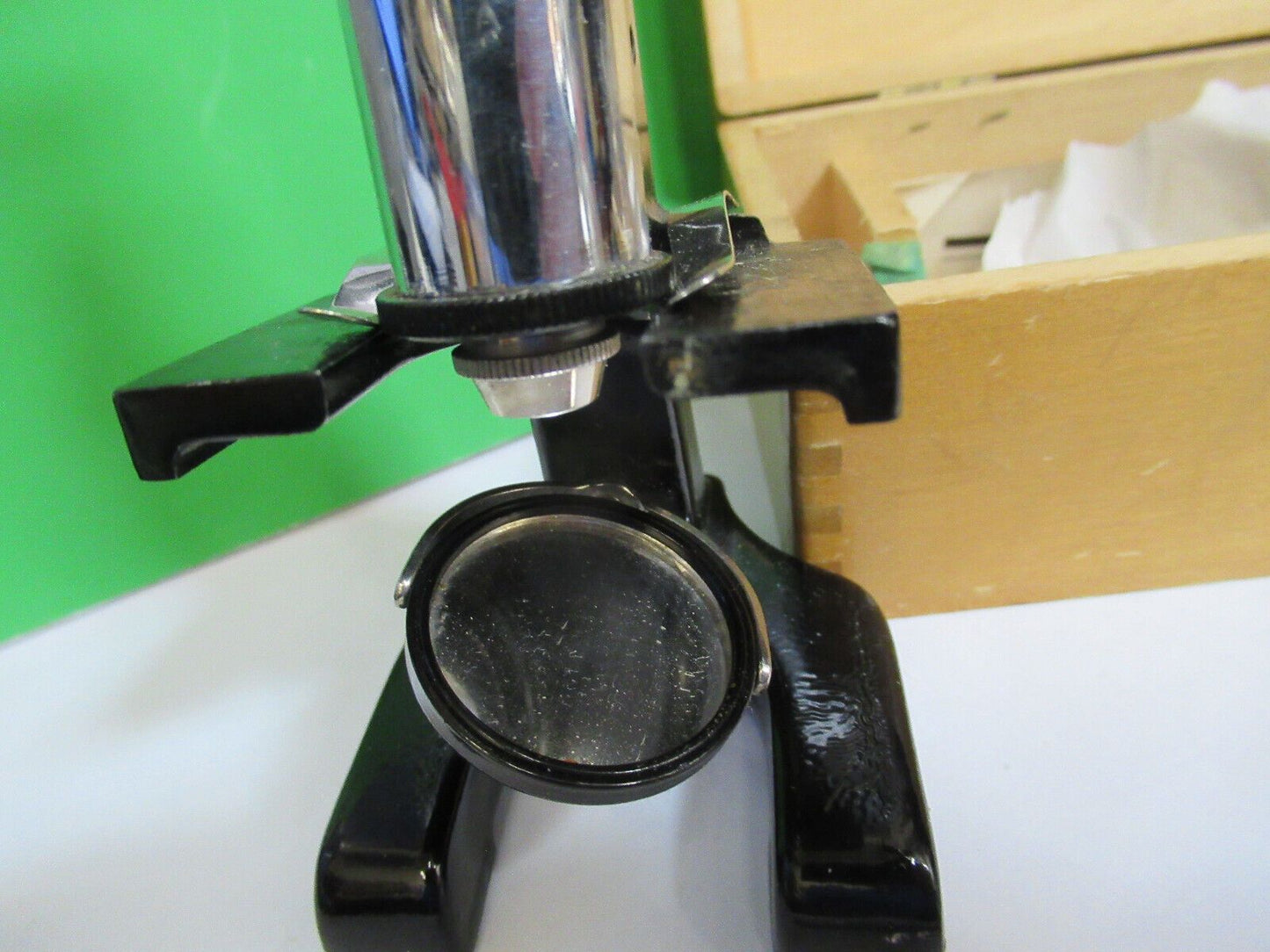 ANTIQUE RARE WOLLENSAK COLLECTABLE MINI MICROSCOPE OPTICAL AS PICTURED &H9-A-35