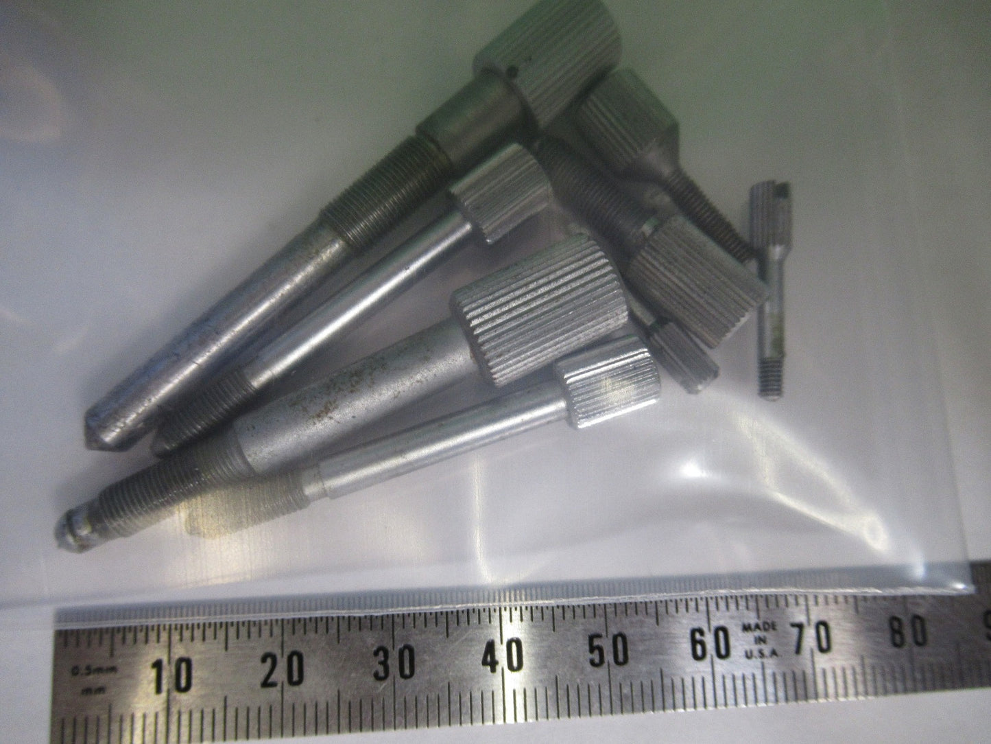 OLYMPUS JAPAN LOT SCREWS MICROSCOPE PART AS PICTURED AS PICTURED T4-B-04