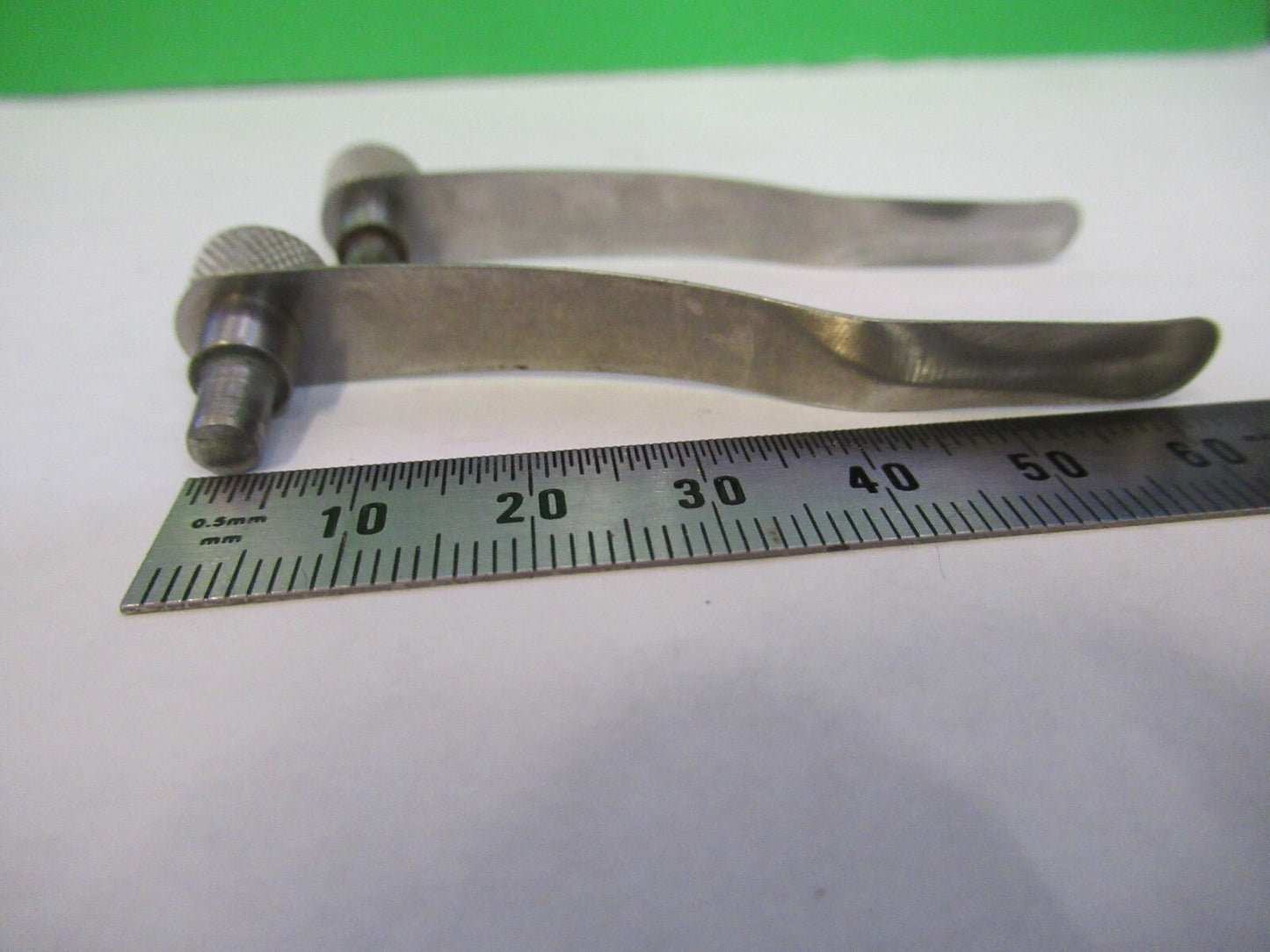 AO SPENCER PAIR CLIPS STAGE MICROSCOPE PART OPTICS AS PICTURED S1-B-15