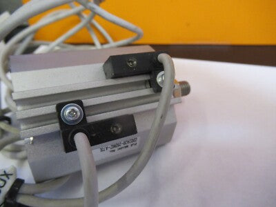 SMC AIR PNEUMATIC CONTROL CDQ2A20-25DMZ CYLINDER AS PICTURED &27-B-02