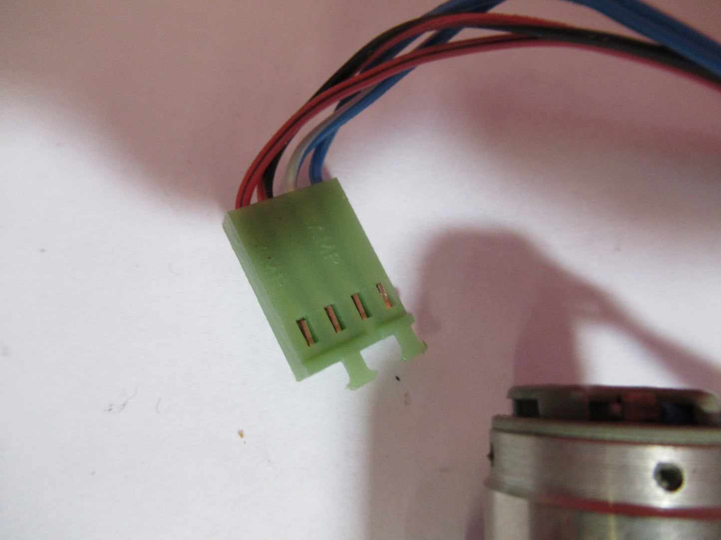 LEITZ WETZLAR GERMANY MOTOR MINI SWISS MICROSCOPE PART AS PICTURED V7-A-58