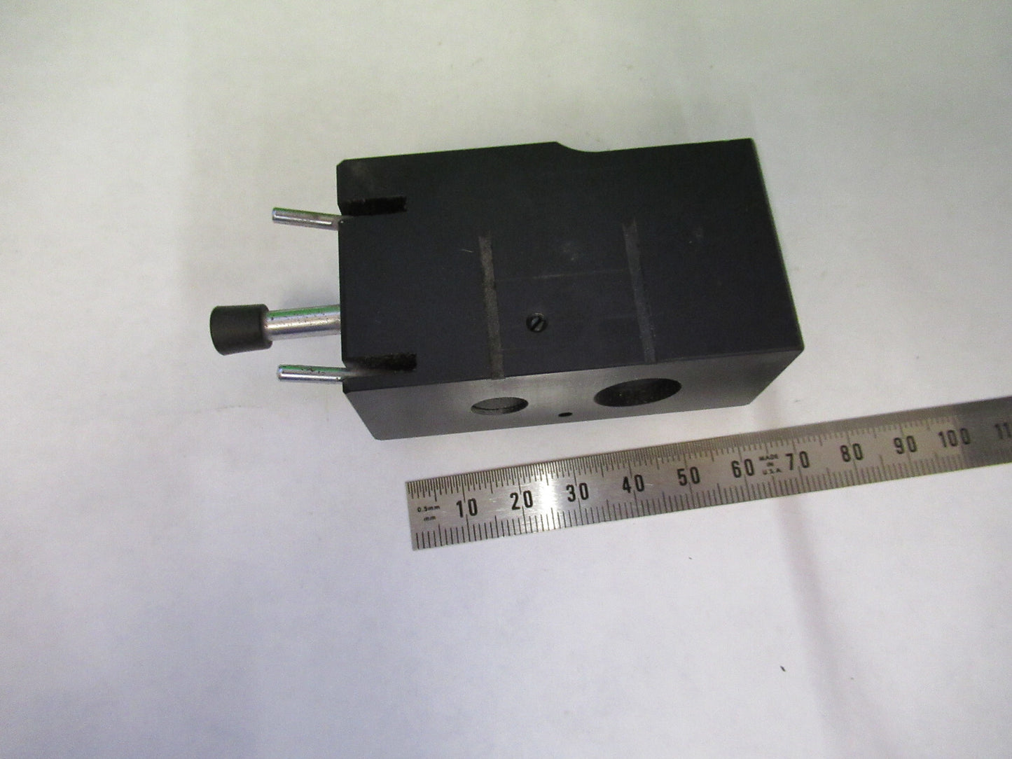 LEITZ WEZLAR 563345 IRIS ASSEMBLY OPTICS MICROSCOPE PART AS PICTURED 82-A-72