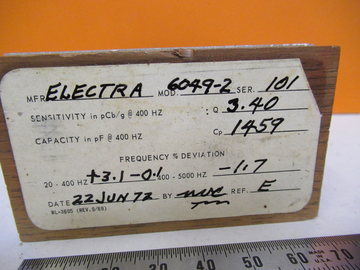 ELECTRA 6049-2 UNIAXIAL ACCELEROMETER VIBRATION SENSOR AS PICTURED X6-A-29