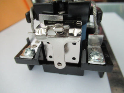 OMRON RELAY CONTACTOR MGN2C-DC12 24VDC 30A CONTROL SYSTEMS AS PICTURED #F5-A-42