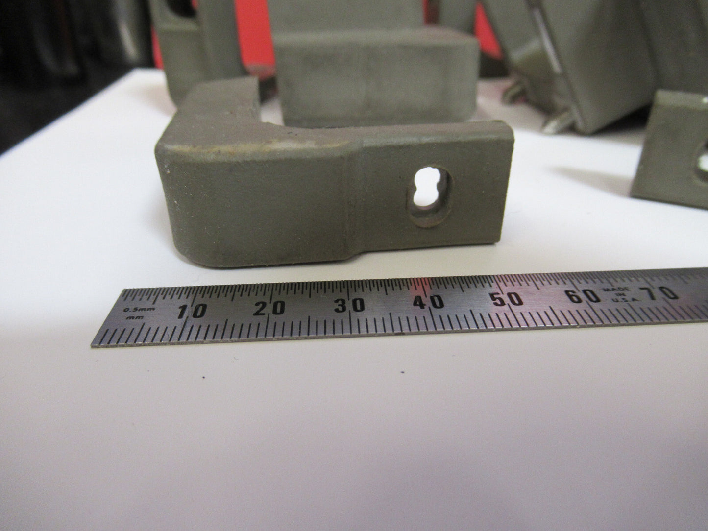 Rubber Bumps for Spectrum Analizer Hewlett-Packard HP Bin