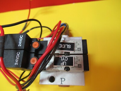 SMC NVJ3 PNEUMATIC AIR PRESSURE VALVE ASSEMBLY AS PICTURED &16-C-49