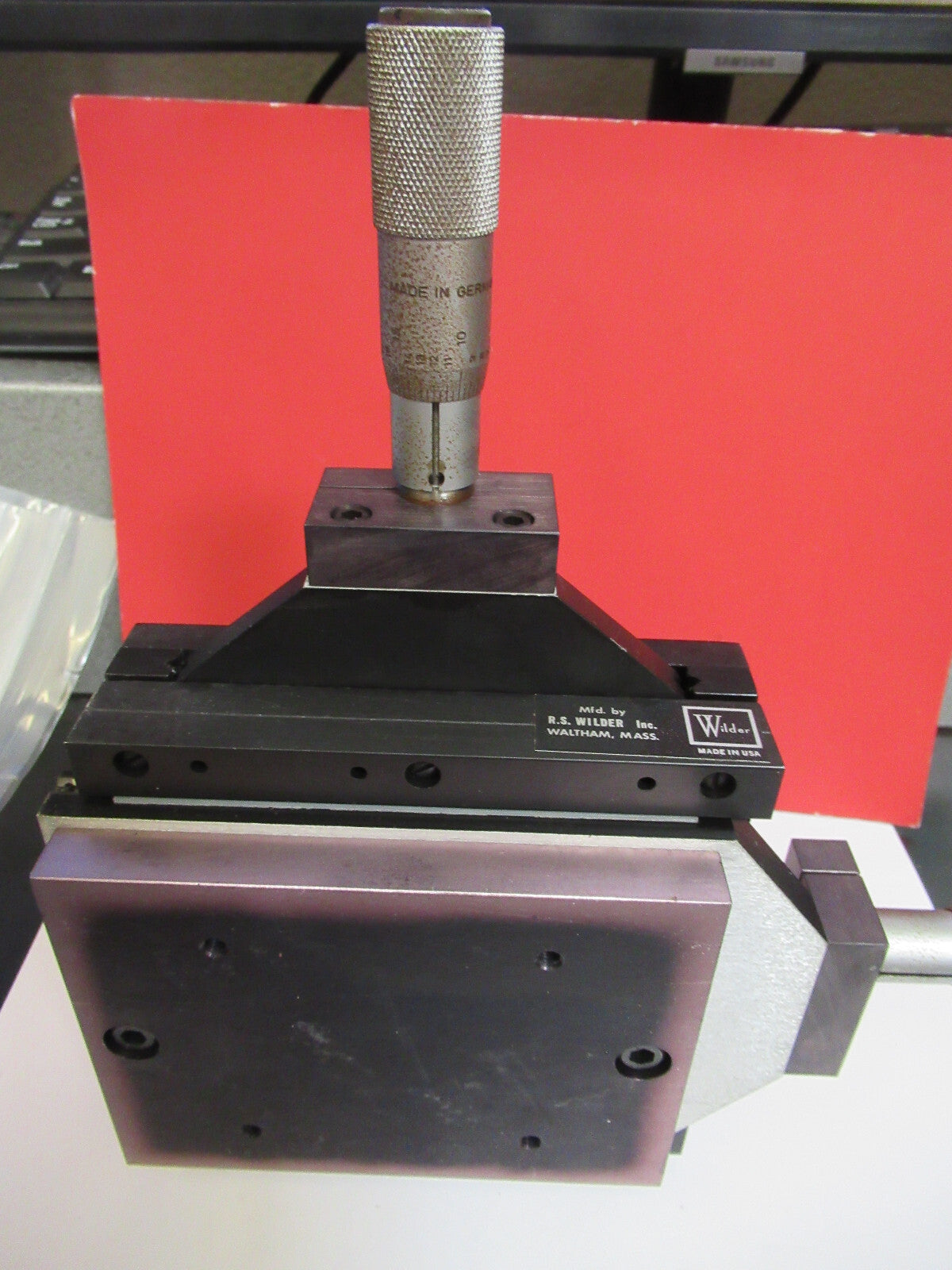 BARNES  WILDER STAGE XY TABLE WORKS OK  MICROSCOPE PART AS PICTURED  S3-B-87
