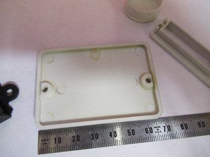 LEICA LEITZ GERMANY DMRB PLASTIC FIXTURES MICROSCOPE PART AS PICTURED T5-A-09