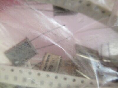LOT QUARTZ CRYSTALS + COMPONENTS TO MAKE OSCILLATORS AS PICTURED &10-A-77