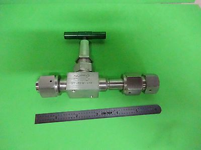 NUPRO VACUUM VALVE STAINLESS STEEL SS-88W-19V AS IS BIN#3K-FT-12
