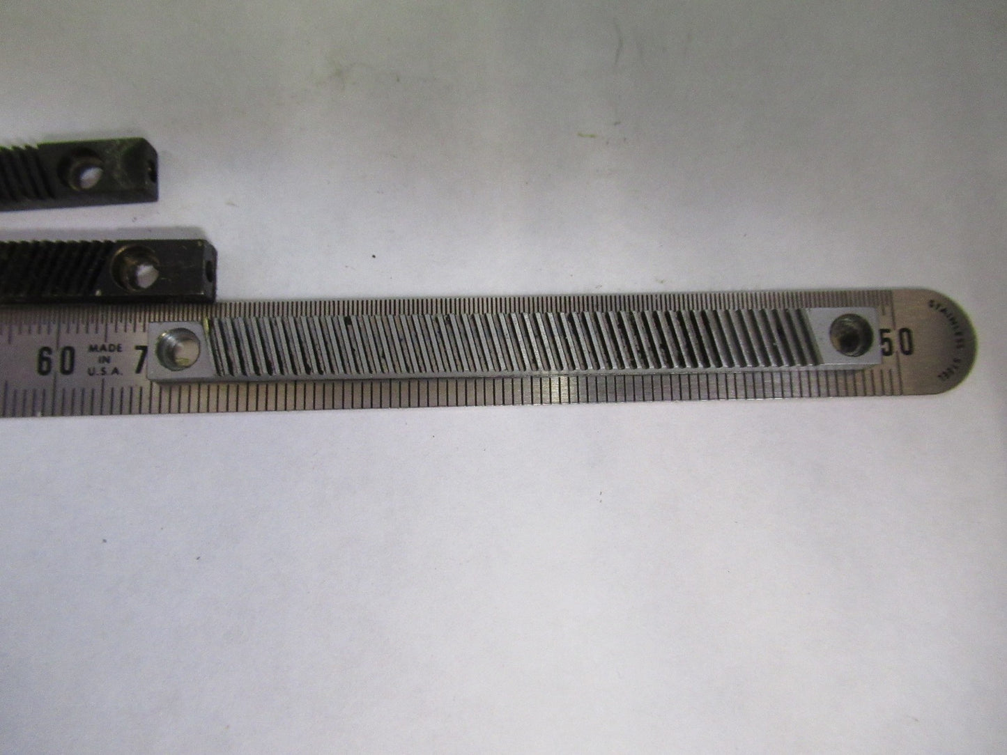 LOT 4 PIECES RACK GEAR BAUSCH LOMB AO SPENCER MICROSCOPE PART AS PICTURE U8-A-39