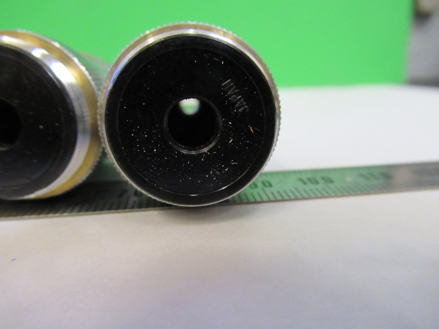 UNITRON JAPAN LOT OBJECTIVES  4 PIECES MICROSCOPE PART AS PICTURED U8-A-35