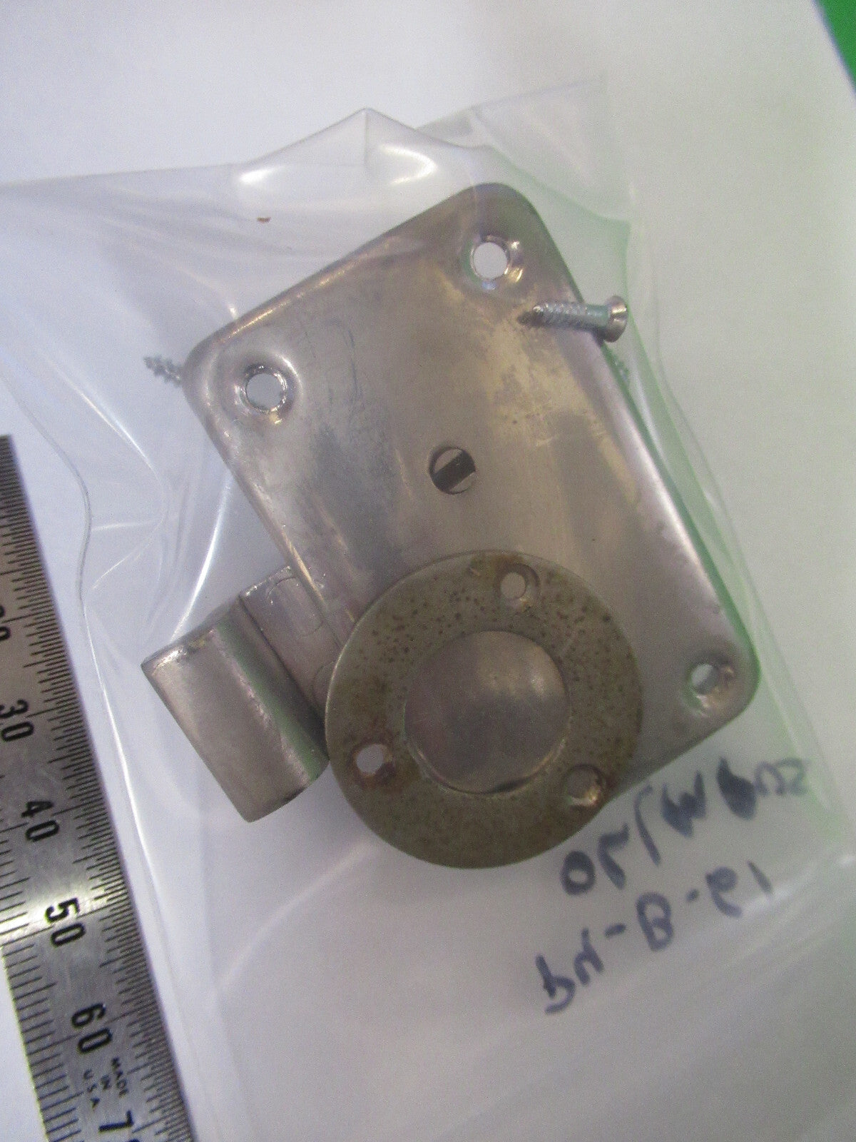 LOCK WITHOUT KEY OLYMPUS JAPAN CABINET MICROSCOPE PART AS PICTURED P4-B-61