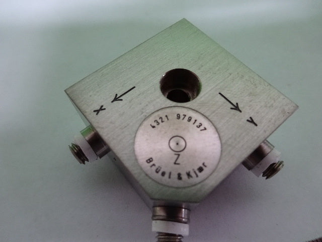 Triaxial Piezoelectric 4321 Brüel & Kjær Denmark Accelerometer Sensor