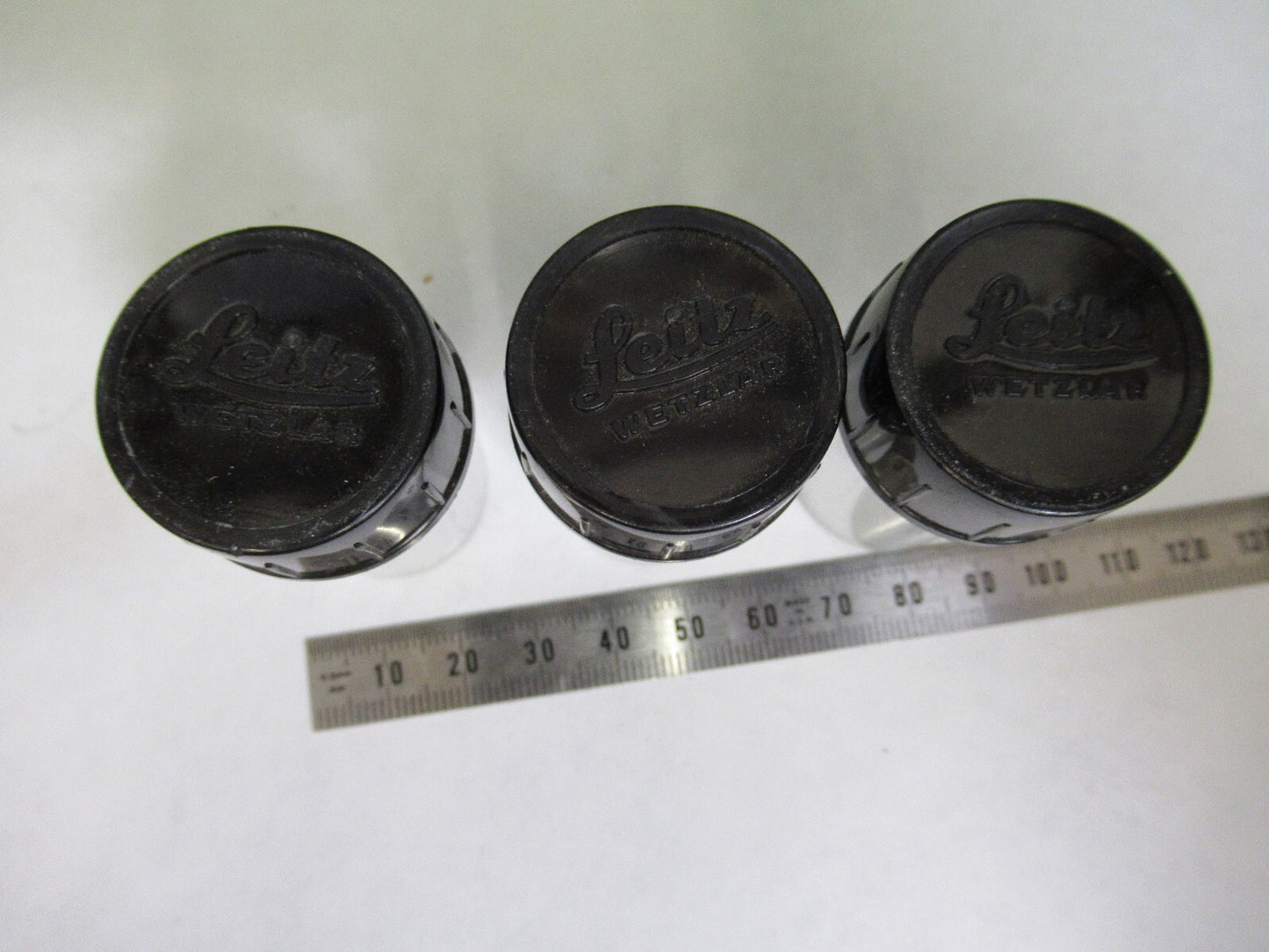 LEITZ LOT EMPTY PLASTIC OBJECTIVE CANISTER MICROSCOPE PART AS PICTURED X4-A-49