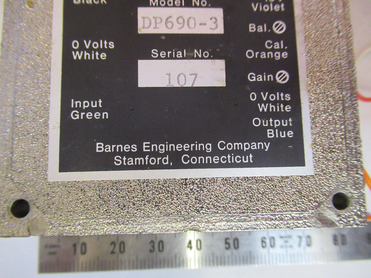 BARNES PREAMPLIFIER for CRYOGENIC INFRARED DETECTOR OPTICS AS PICTURED Y3-A-24