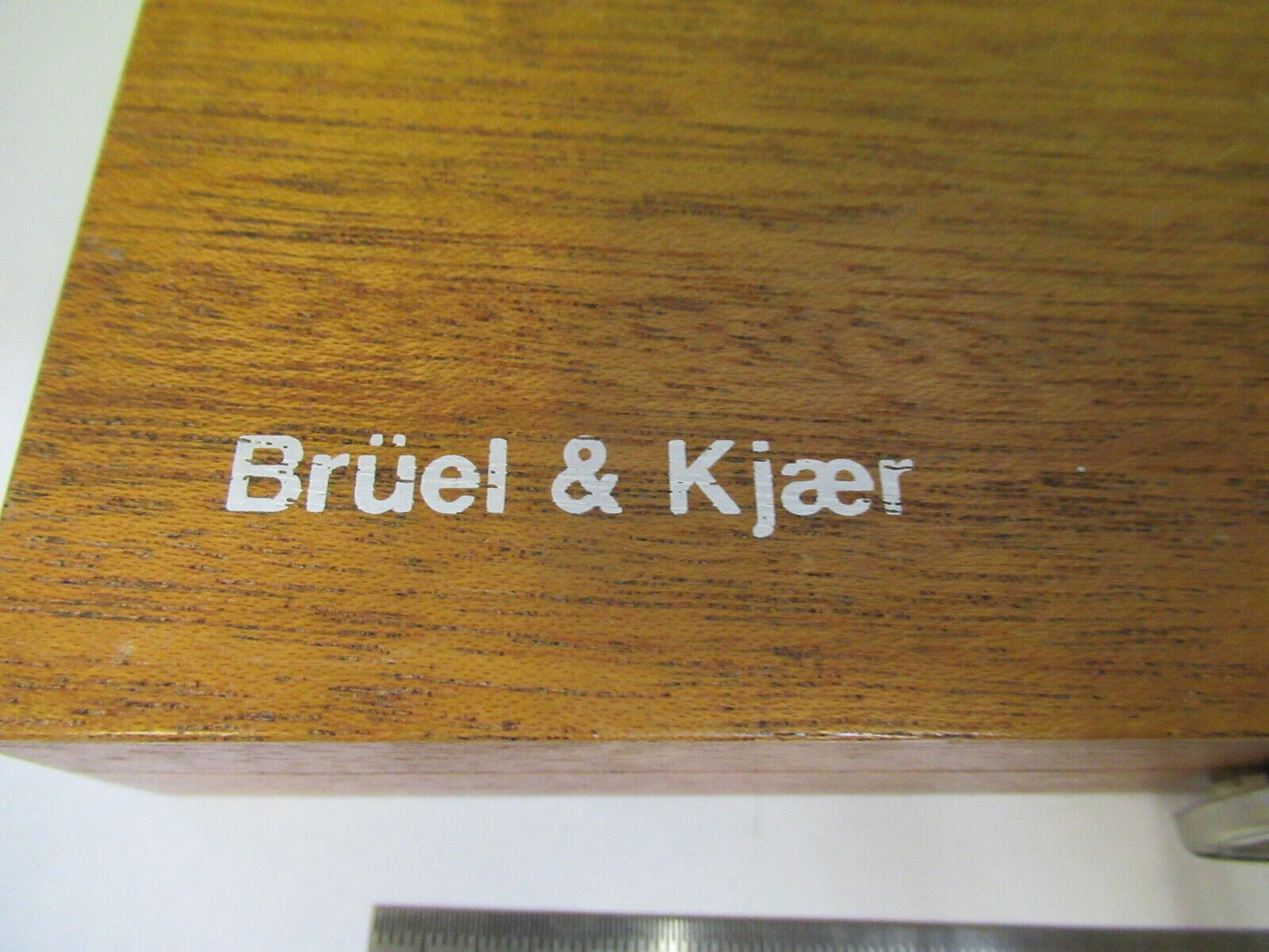EMPTY BRUEL KJAER DENMARK MAHOGANY WOOD BOX INSTRUMENT as pictured &Z7-A-53
