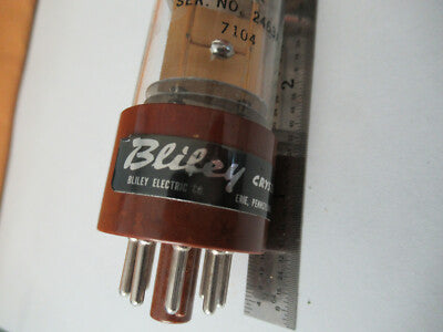 ANTIKER QUARZKRISTALL BLILEY BG9D GT GLASHALTER FREQUENZREGELUNG #F3-A-03