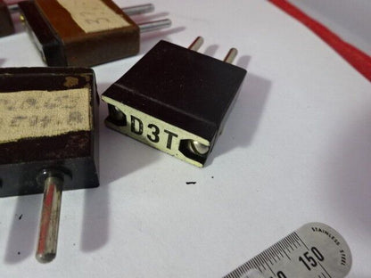 LOT VINTAGE QUARTZ CRYSTAL RESONATORS MIL SPEC FREQUENCY CONTROL RADIO #6V-A-22