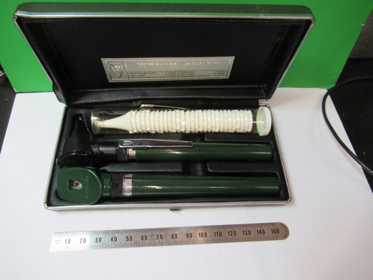 WELCH ALLYN OTOSCOPE ANTIQUE COLLECTABLE AS PICTURED W4-B-24