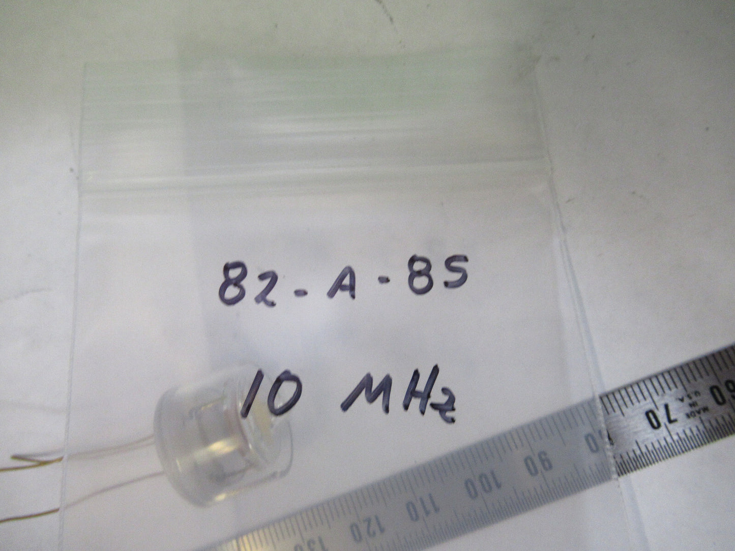 SPACE 10 MHz QUARTZ CRYSTAL FREQUENCY CONTROL BLILEY BG61 GLASS PACKAGE 82-A-85