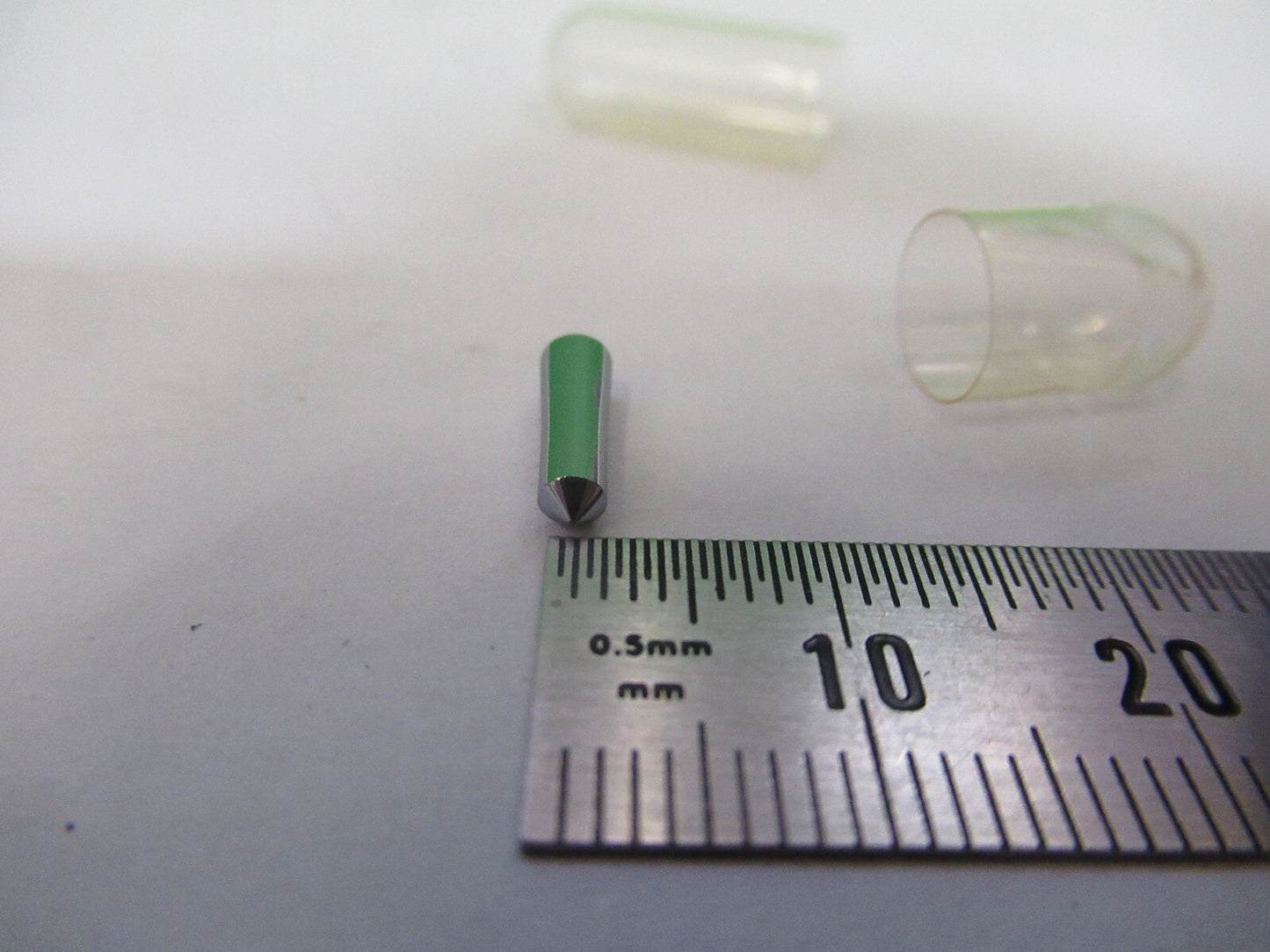 SILICON METAL SINGLE CRYSTAL PROBE 10mm RARE SPECIMEN AS PICTURED Z7-A-65