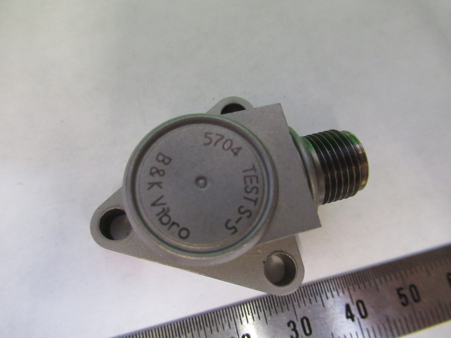 ACCELEROMETER 5704 BRUEL KJAER VIBRO HIGH TEMP VIBRATION SENSOR 10 pC/g U8-A-105